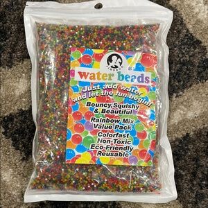 New pick of 6000 count water beads